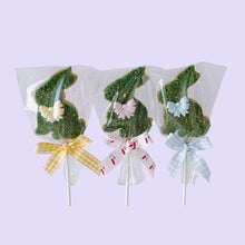 Load image into Gallery viewer, Moss Bunny Cookie Pops
